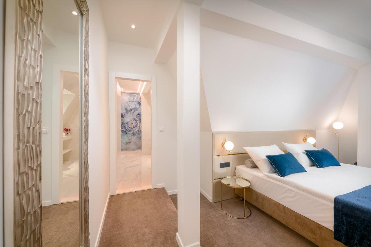 Flos Luxury Rooms Split Exterior foto