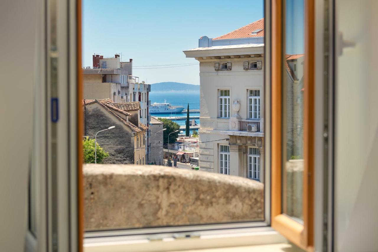 Flos Luxury Rooms Split Exterior foto