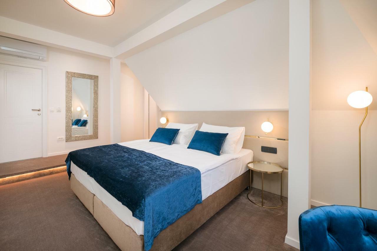 Flos Luxury Rooms Split Exterior foto